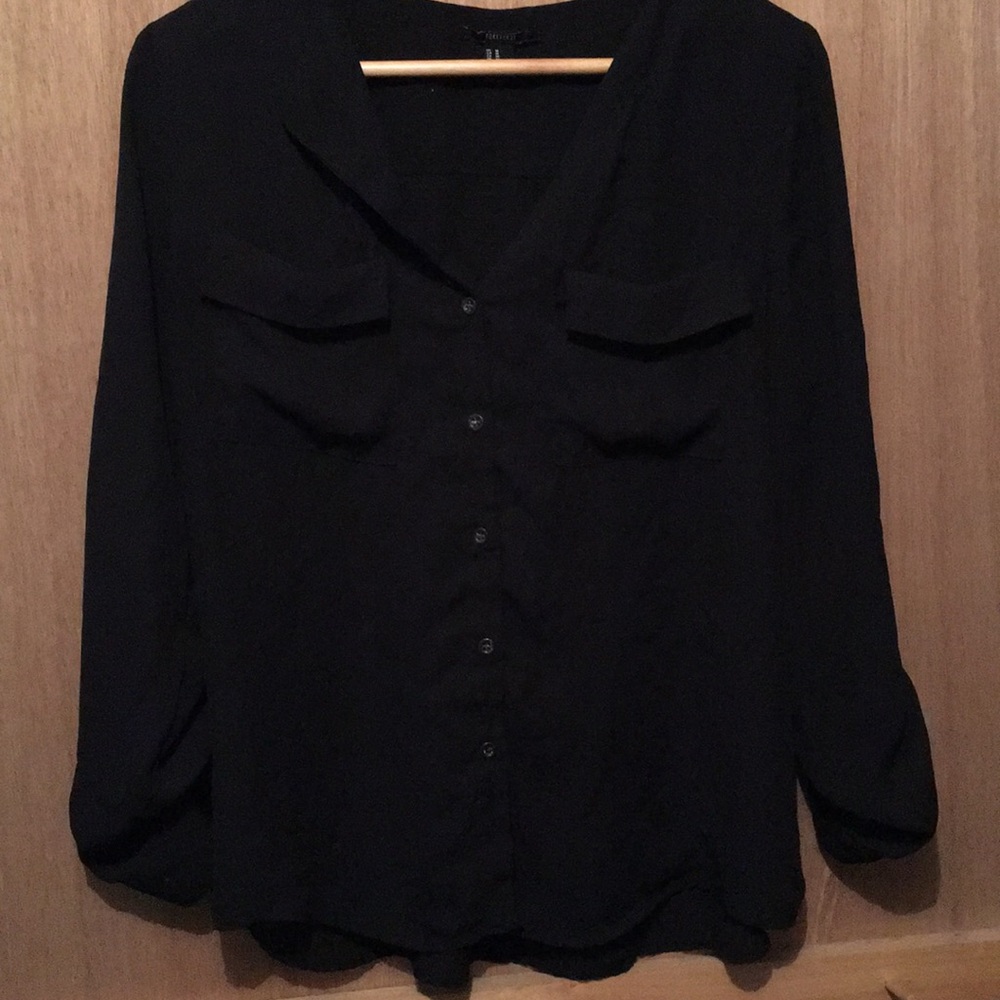 Black buttoned shirt